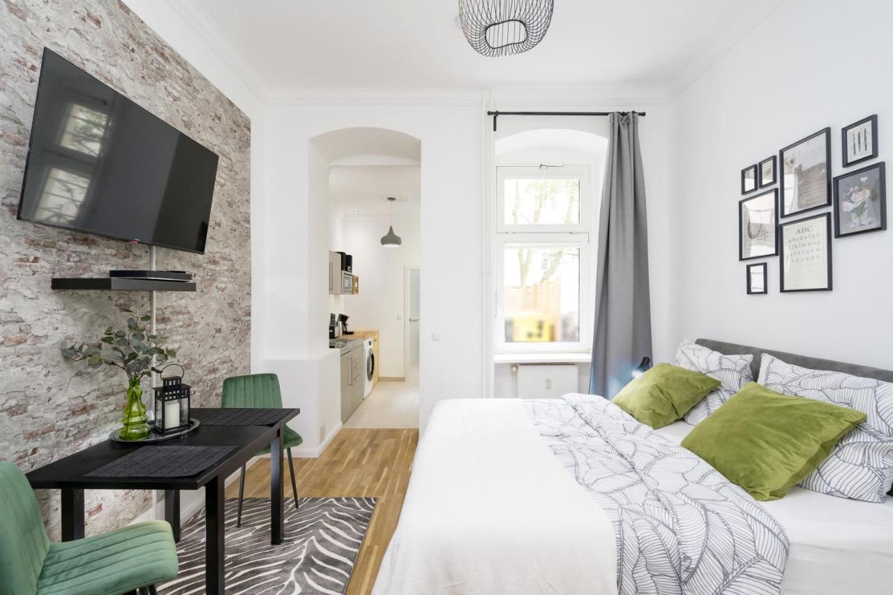 The Koburger Hh, Lovely 1 Bedroom With High Bed Up To 4 Ppl Berlijn